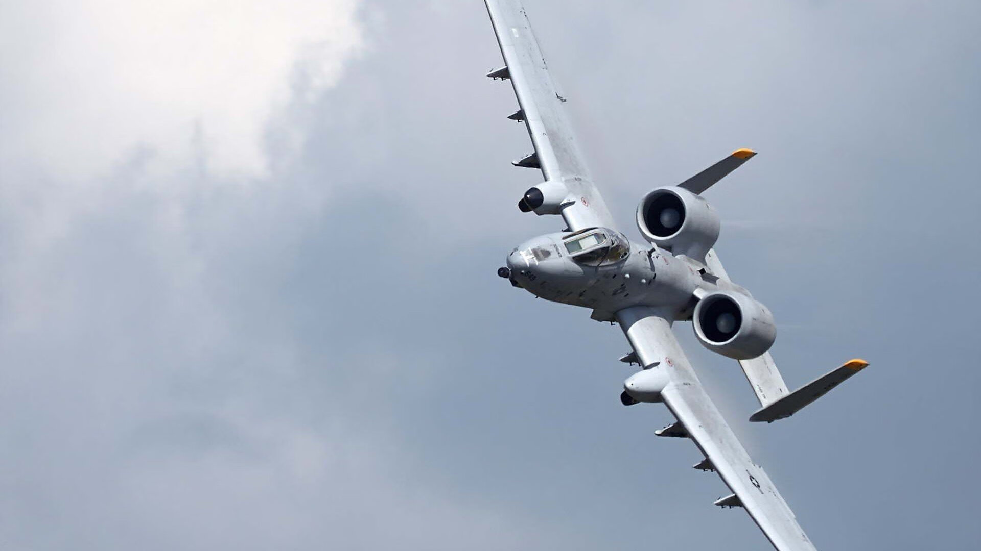 开云·体育官网-轮滑自由表现:街头风采引人入胜,轮滑自由式动作详细表