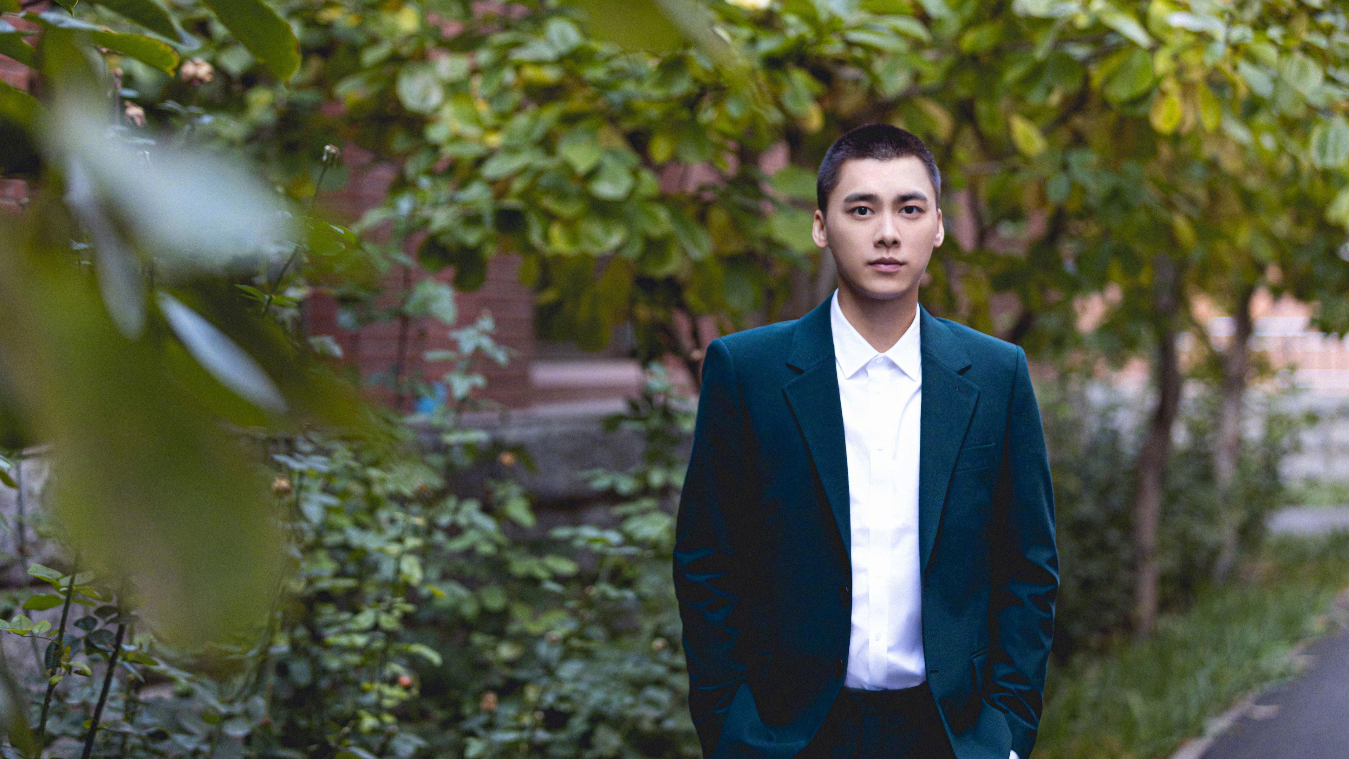 kaiyun.com-上海马拉松今日鸣枪起跑,上海马拉松实时追踪