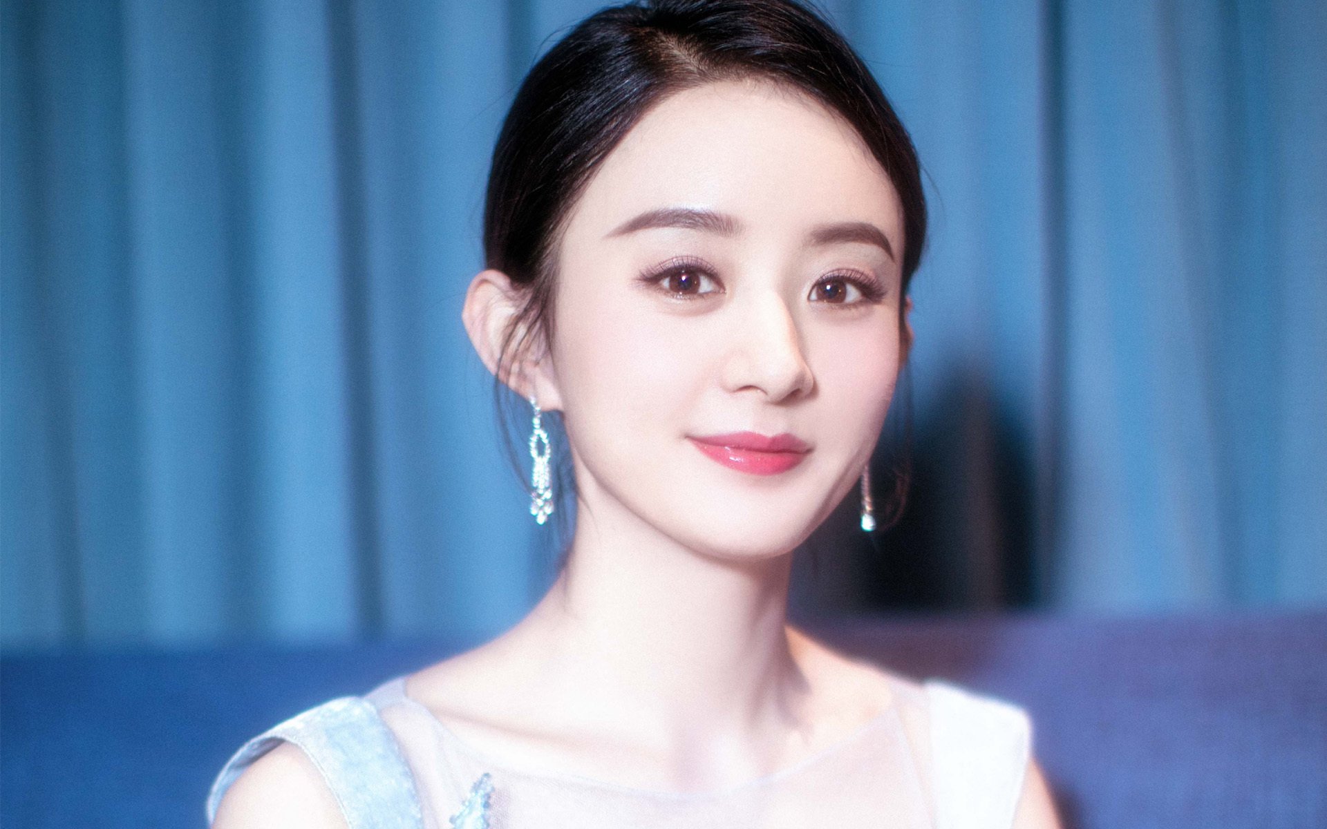 kaiyun中国官方网站-利雅得新月豪取十连胜领跑积分榜，利雅得新月阵容豪华