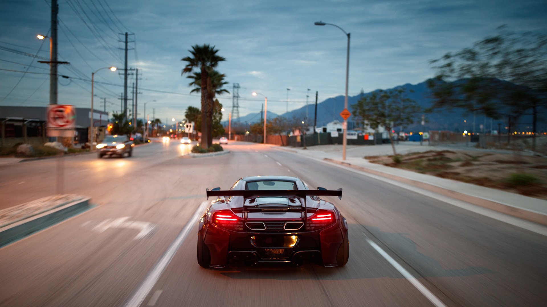 开云网页版-周琦恢复训练内线支柱有望强势回归,周琦带队